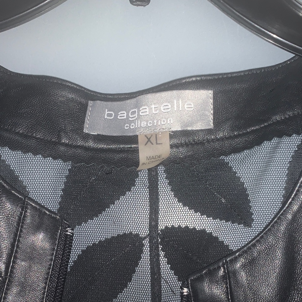 Chic Black Leaf Pattern Sheer Jacket - image 6